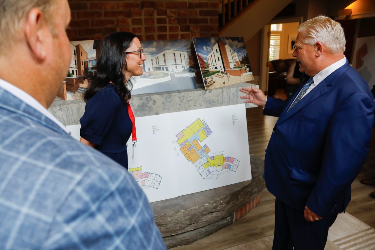 rmhottawa's tweet photo. Ontario Premier Ford @fordnation came to our House yesterday creating quality time and incredible moments with families staying here!
We shared what it means to be able to break ground soon for our expansion from 14 to 36 rooms, eliminating our wait list. Thank you for coming! https://t.co/wGuWpdeuel