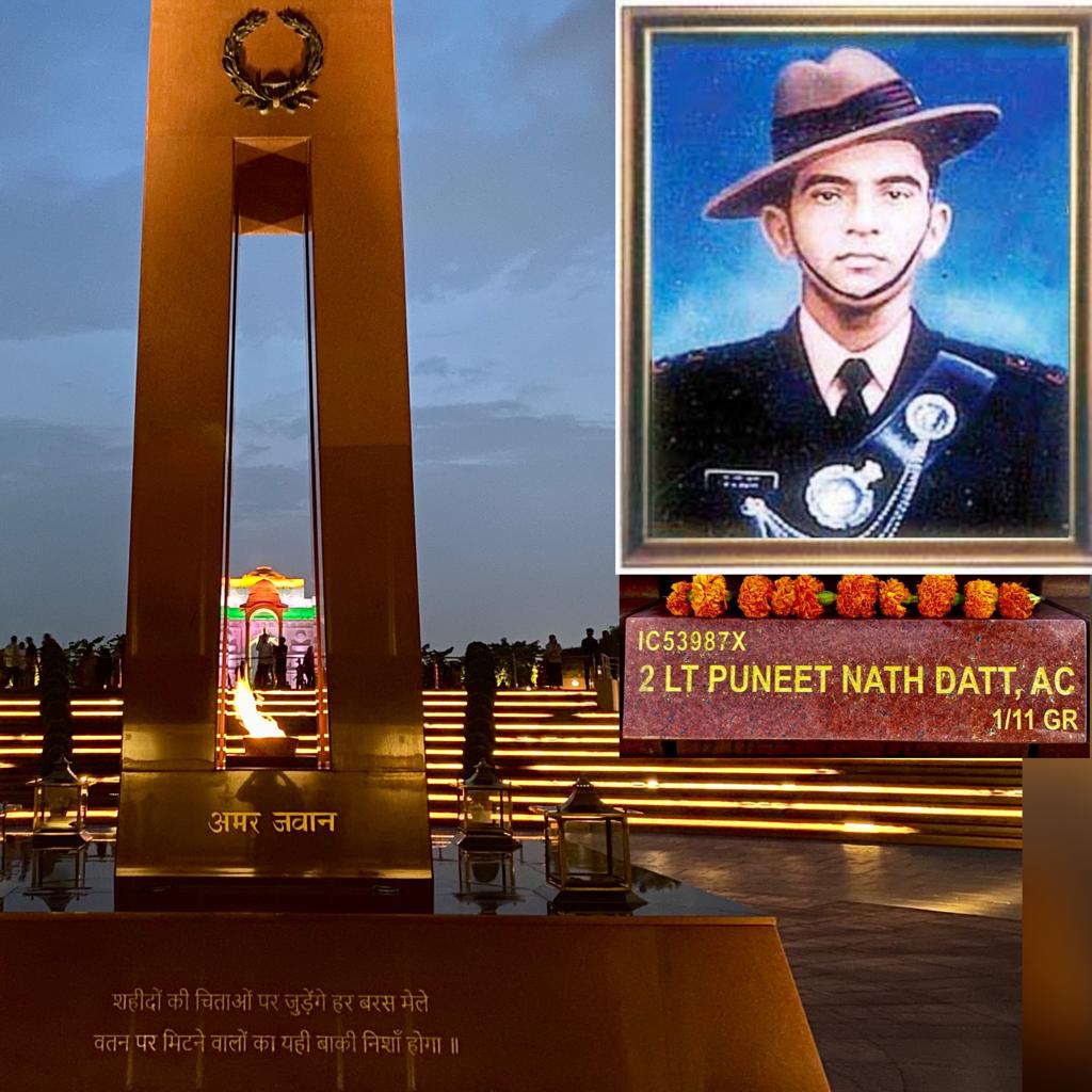 salute2soldier's tweet photo. Seasons have passed  since 1997, but a mother never misses a ritual on 20th July every year. Concealing her deep anguish on losing her brave son, Mrs Aneeta Datt paid floral homage to Lt Puneet Nath Datt, #Ashok Chakra on his #Balidaan Diwas &amp; recalled her nostalgic moments. https://t.co/ZURJ8i9sLI