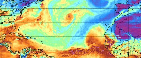 BobbiStorm's tweet photo. #Don doesn't look so bad this morning but wanted to write on #hurricane #heatwave #summer #history #enoughhashtags? silly mood but seriously looks like "something" today river of color off shore Carolinas, Tropical Wave ..complex if not for SAL... can't even go there. https://t.co/PgwFNVApxV