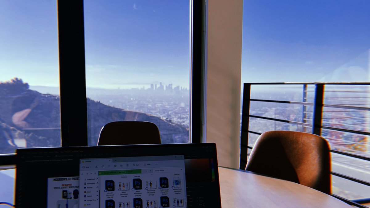 dylanbvrger's tweet photo. LA photoshoot day 1 #Nxtrnd https://t.co/FjWrqdqIp9