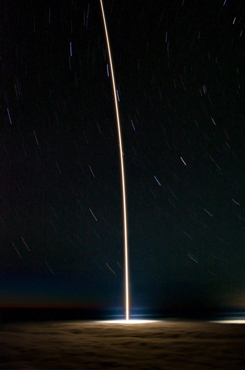 More photos from last night's Falcon 9 launch of 15 <a href="/Starlink/">Starlink</a> satellites to orbit