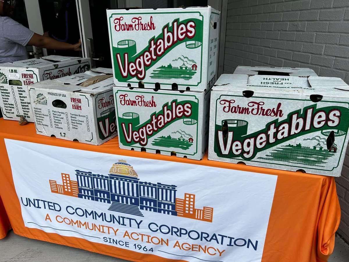 uccnewark_'s tweet photo. Thank you @CityBloom87 for your donation to our Monthly Food Distribution. The clients were thrilled to receive fresh produce!
#UCCCares #UCCNewark #FreshProduce #Food #FoodDistribution #Fresh #Newark #Resources #Community #GivingBack #Nonprofit https://t.co/uJkHeMVxwJ