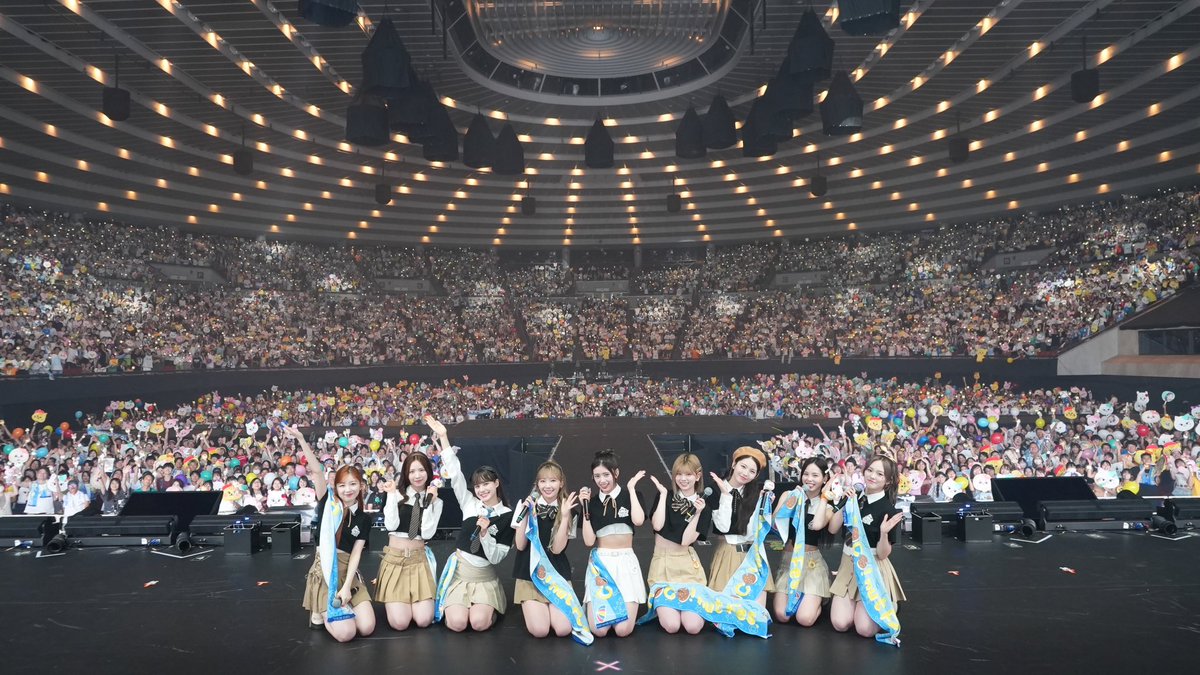 NiziU__official's tweet photo. 大阪公演2日目！
ご来場ありがとうございました🥥

いつもあたたかく応援してくださるみなさんの優しさにほっこりわっぴ～です🙌

明石焼きもオムライスも！
好きなものを食べながら“#ココ夏Fes”を思い出して幸せな気持ちでいてくださいね🫶

#NiziU #ニジュー #니쥬 #WithU
#NiziU_tour #COCOnutFes https://t.co/Asfl66Pq9f