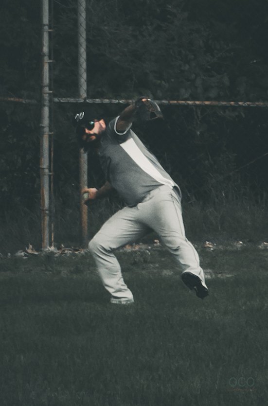 originalcoolone's tweet image. You may lose your mind playing hard.

#MacroPhotography #Outdoors  #WesternScript #Text #FocusOnForeground #CloseUp #rings #petermackinnon  #People #Sport #SportsClothing #Athlete #FrontView #Standing #Player #Grass #FullLength #SportsEquipment #Fence #Baseball #Performance