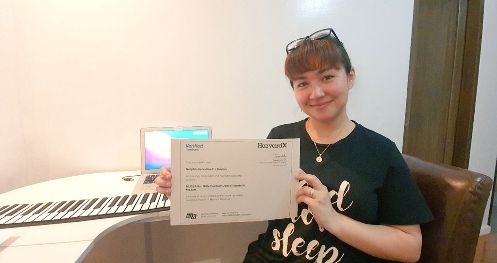geraldinef888's tweet photo. I'm delighted to have successfully completed a concise yet graded online course at Harvard University. As a music graduate, I took a fascinating deep dive into 18th-century opera, focusing on Handel &amp; Mozart.  Truly grateful for this eye-opening experience! 🙏 🎶 https://t.co/1zglCZsjVk