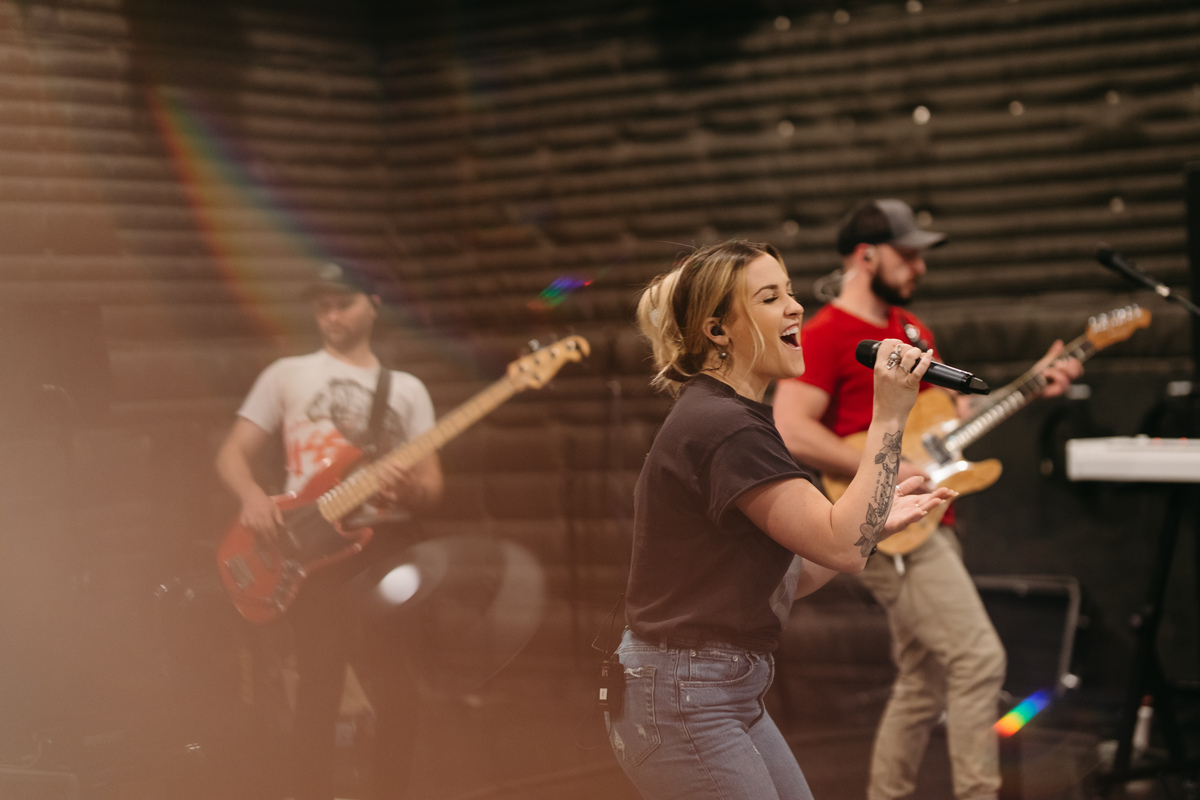 AshleyBarronOfficial tweet media