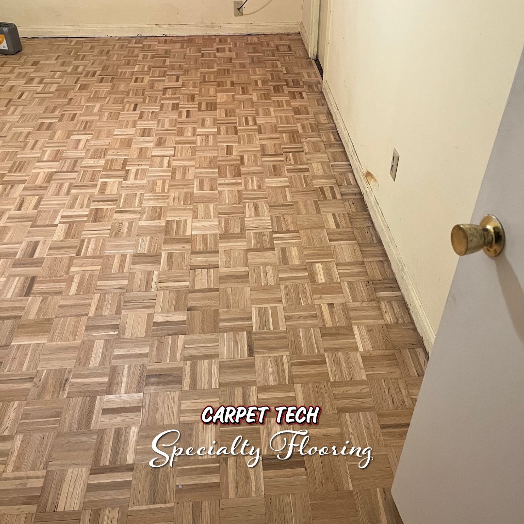 CallCarpetTech's tweet photo. Behold these revitalized white oak parquet floors by #CTspecialtyflooring! From meticulous restoration to dust-free sanding, every step taken to achieve excellence. Enhanced grain with a rich stain, sealed for timeless elegance. Discover more: 🔗https://t.co/O0RH2ATigf #CTquality https://t.co/BQznbWZf20