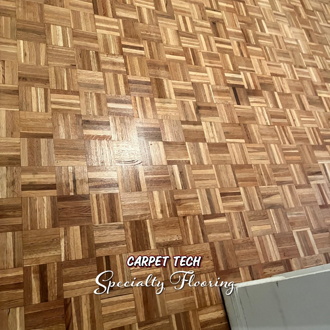 CallCarpetTech's tweet photo. Behold these revitalized white oak parquet floors by #CTspecialtyflooring! From meticulous restoration to dust-free sanding, every step taken to achieve excellence. Enhanced grain with a rich stain, sealed for timeless elegance. Discover more: 🔗https://t.co/O0RH2ATigf #CTquality https://t.co/BQznbWZf20
