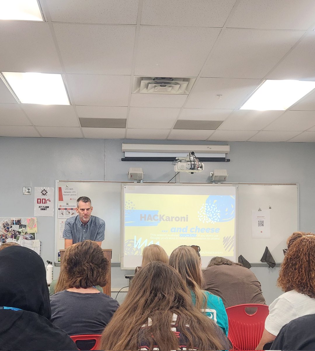 mrsdrewscrew's tweet image. I see you @JakeMillerTech! Standing room only as we are about to get HACKED with a side of hackaroni and cheese. #2023utc @upstatetech