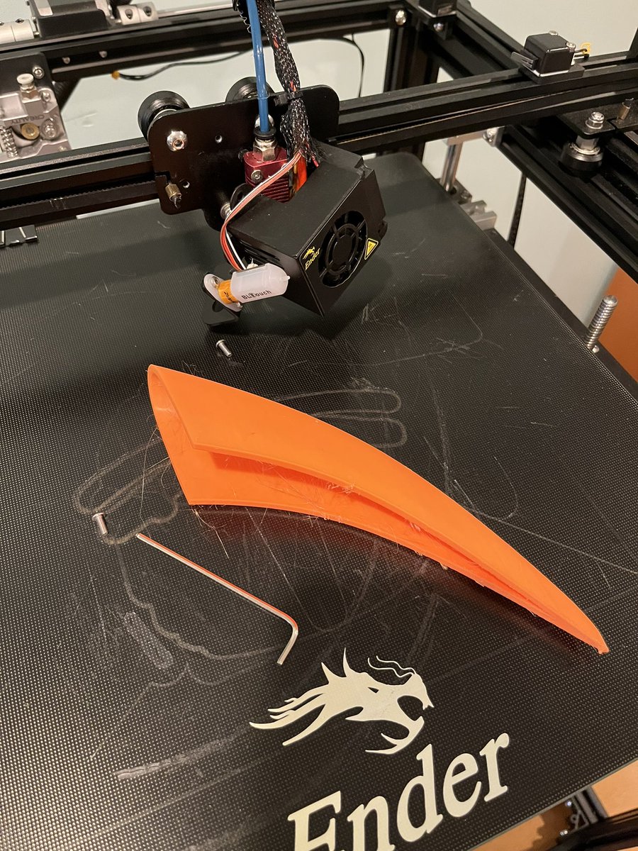 Oof… so, update, printer got clogged after just one piece. I’ll fix it, but I don’t think I’ll have time to finish the print before I leave as I’m very busy, so no hornbill for the foreseeable future.