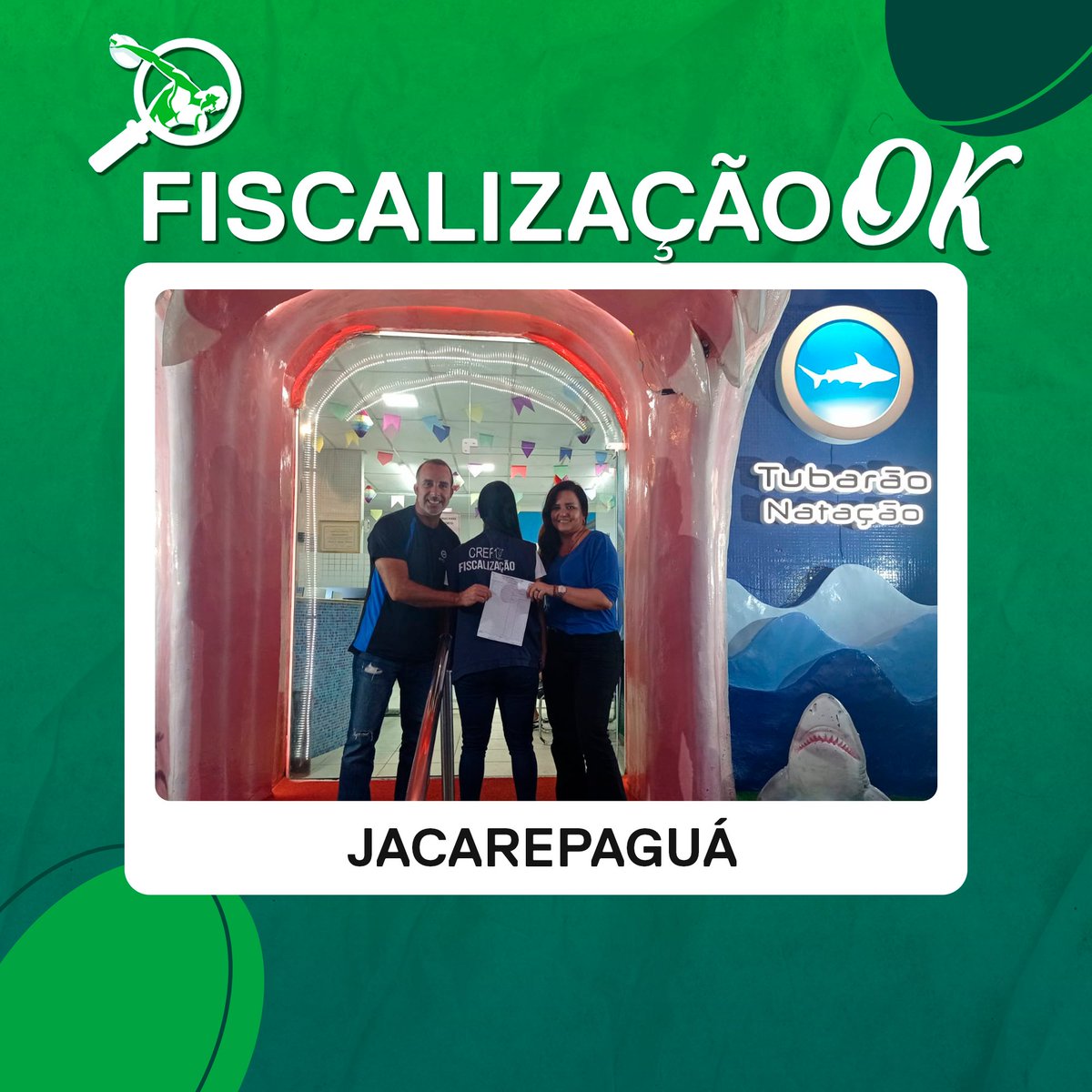 CREF_1's tweet photo. A equipe de fiscalização do CREF1 parabeniza a este estabelecimento e seus profissionais por cumprir com suas obrigações frente ao Conselho, oferecendo serviços de qualidade e segurança para seus clientes 🙌
.
#cref1 #fiscalizaçãocref1 #jacarepagúarj https://t.co/xIyHvLI2gu