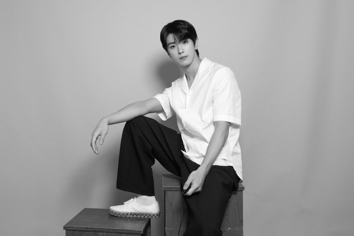 CIX_Official's tweet photo. <2023 FIX WEEK> 
Black and White Photo 2023
: YONGHEE

#CIX #씨아이엑스 #FIX #픽스 #용희 #CIX4thDebutAnniversary #CIX데뷔4주년 #2023FIXWEEK #픽스위크 https://t.co/oOYRm69BMM