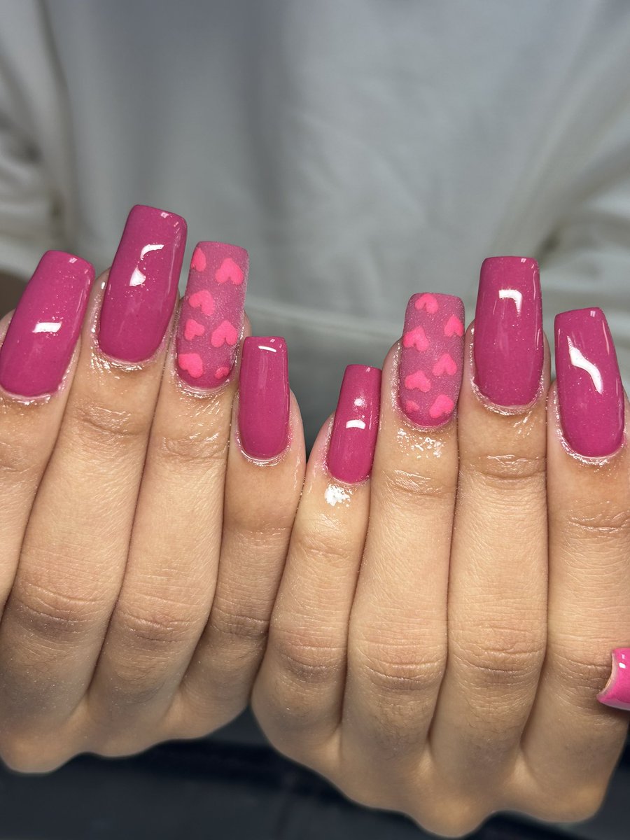 ccnailandmakeup's tweet photo. Raspberry #DipNails 😍😍😍
I think 65% of my clientele are #dippowder clients.
In #Cincinnati & need a new #nailtech or in another city & want to attend a #dippowdernails 🤨 #virtual #nailclass online?
Let’s do business👇
https://t.co/MSecPRMXM8
#naildesigns #naileducation https://t.co/EQ5K09JBGR