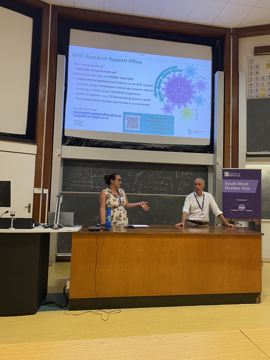 We have finished off the day with a useful presentation on Oxford’s Atom Probe Tomography from Christina Hofer. Followed by an overview of Nuclear Waste Services & the plans for a GDF in the UK from Kat Rianes. 📷 Kat with Steve Hepworth answering questions on careers and more!