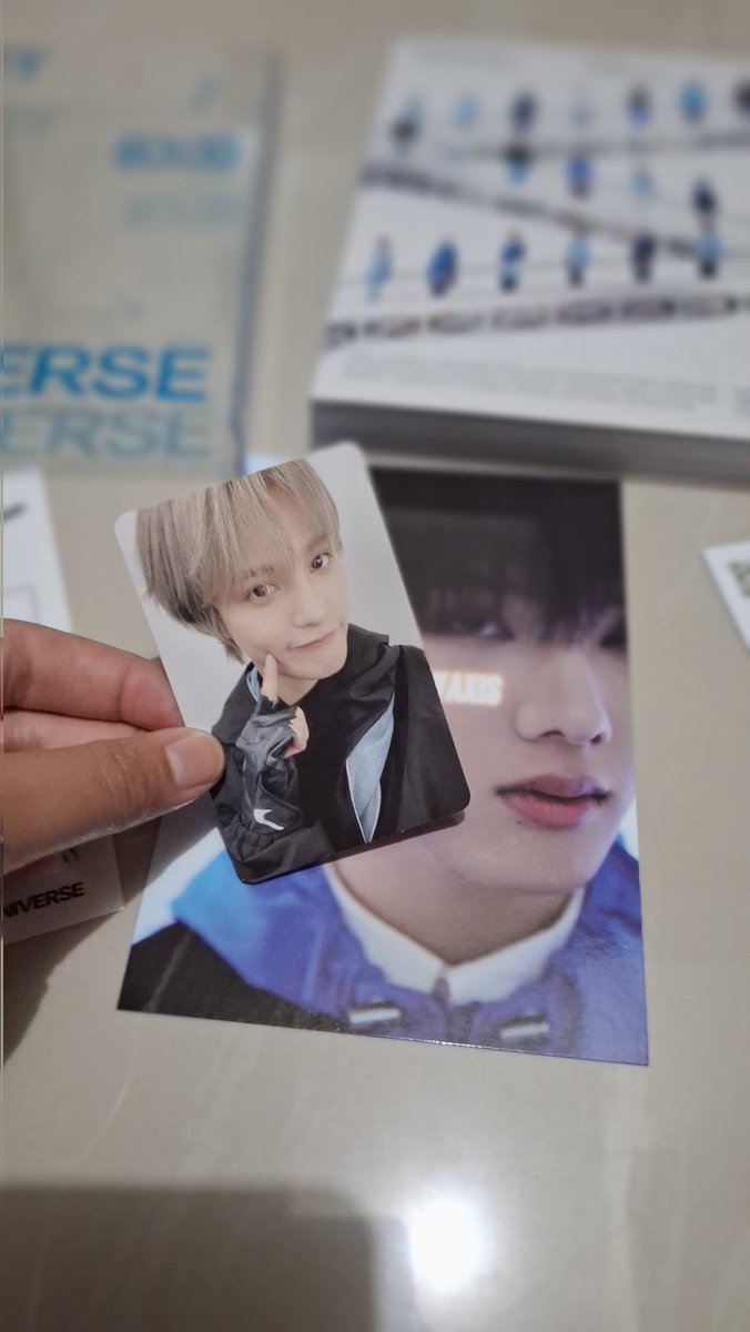 cottonlockcandy's tweet photo. WANT TO SELL
WTS 

Album NCT universe 
- include pc yangyang
- all item 
- good condi
- bisa nego 
- bisa co via shopee + packing 
dm for sure 
based bandung 

tag. wts album universe
album nct universe
yangyang https://t.co/Fm1oOBs3lq