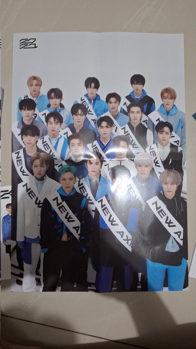 cottonlockcandy's tweet photo. WANT TO SELL
WTS 

Album NCT universe 
- include pc yangyang
- all item 
- good condi
- bisa nego 
- bisa co via shopee + packing 
dm for sure 
based bandung 

tag. wts album universe
album nct universe
yangyang https://t.co/Fm1oOBs3lq