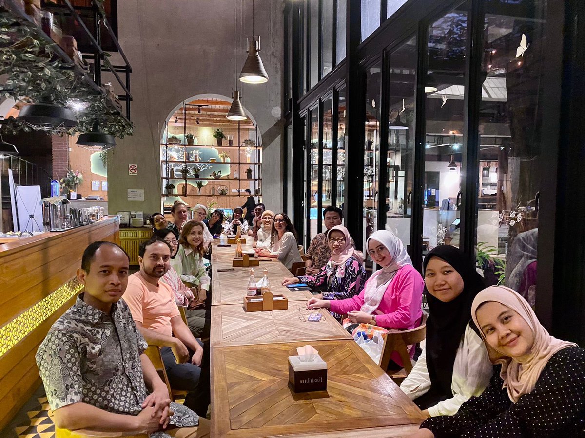 Prof Claire J. Horwell 😷 tweet media