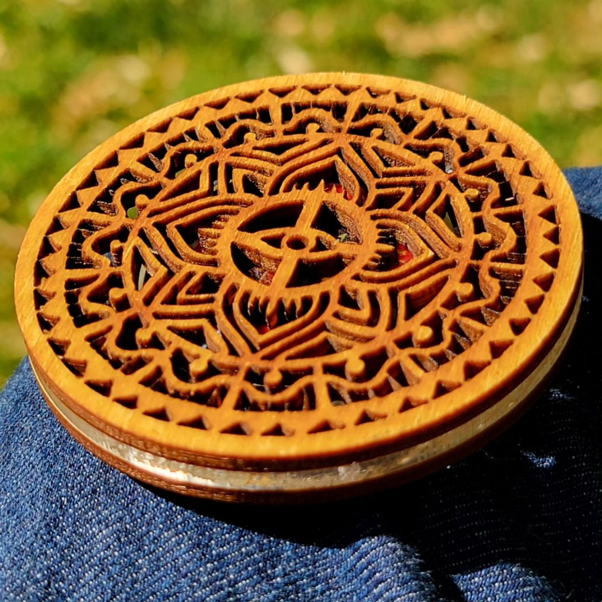 CHRIS DYER X PROJECT 33
TEN ART UNITS
P33.0821.05.074

Art by <a href="/positivecreator/">Chris Dyer</a> x <a href="/ArtUnits/">Project 33</a> 

#astarshipineverygarage #artunits #glassblowing #glassart #murrine