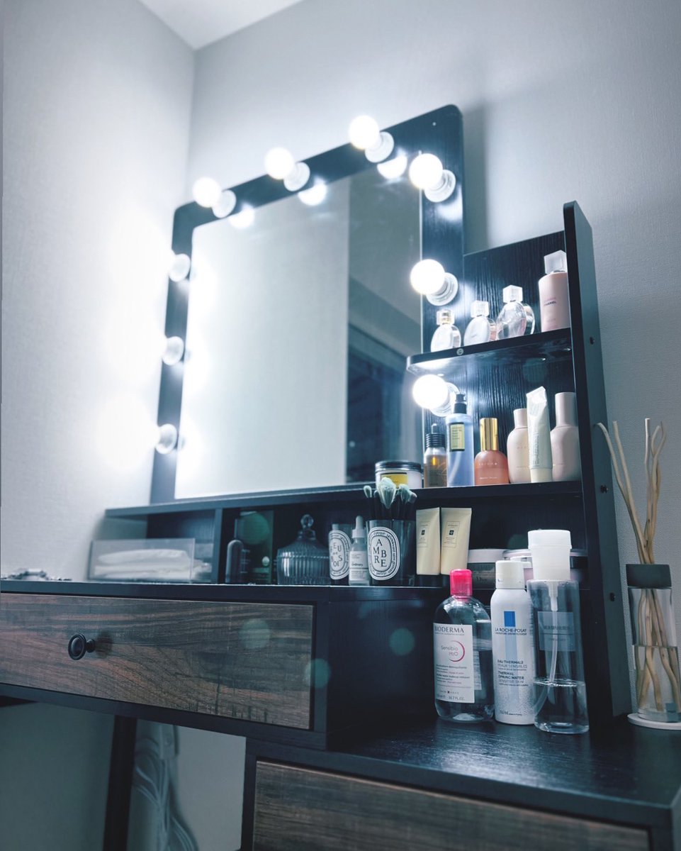 new dresser🩵🩵🩵
探し求めていた子を発見。。🥹
アメリカ🇺🇸からはるばる時間をかけて我が家🏠にやってきてくれました。

可愛くなれるように頑張るよ

まじ組み立て大変やった🥲
多分組み立ての天才😂 https://t.co/vtysomFfQ1