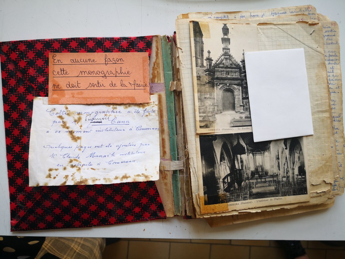 archives29's tweet photo. [Nos histoires communes] Le dépôt de la commune de #Commana est classé. Un beau travail de stagiaire (merci Anouk) :  https://t.co/mXNXWPB4CC
👇 Monographie en cours de numérisation après restauration par nos doigts de fée de l’atelier. @finistere_29 #archives #finistere https://t.co/dakJN7KwNd