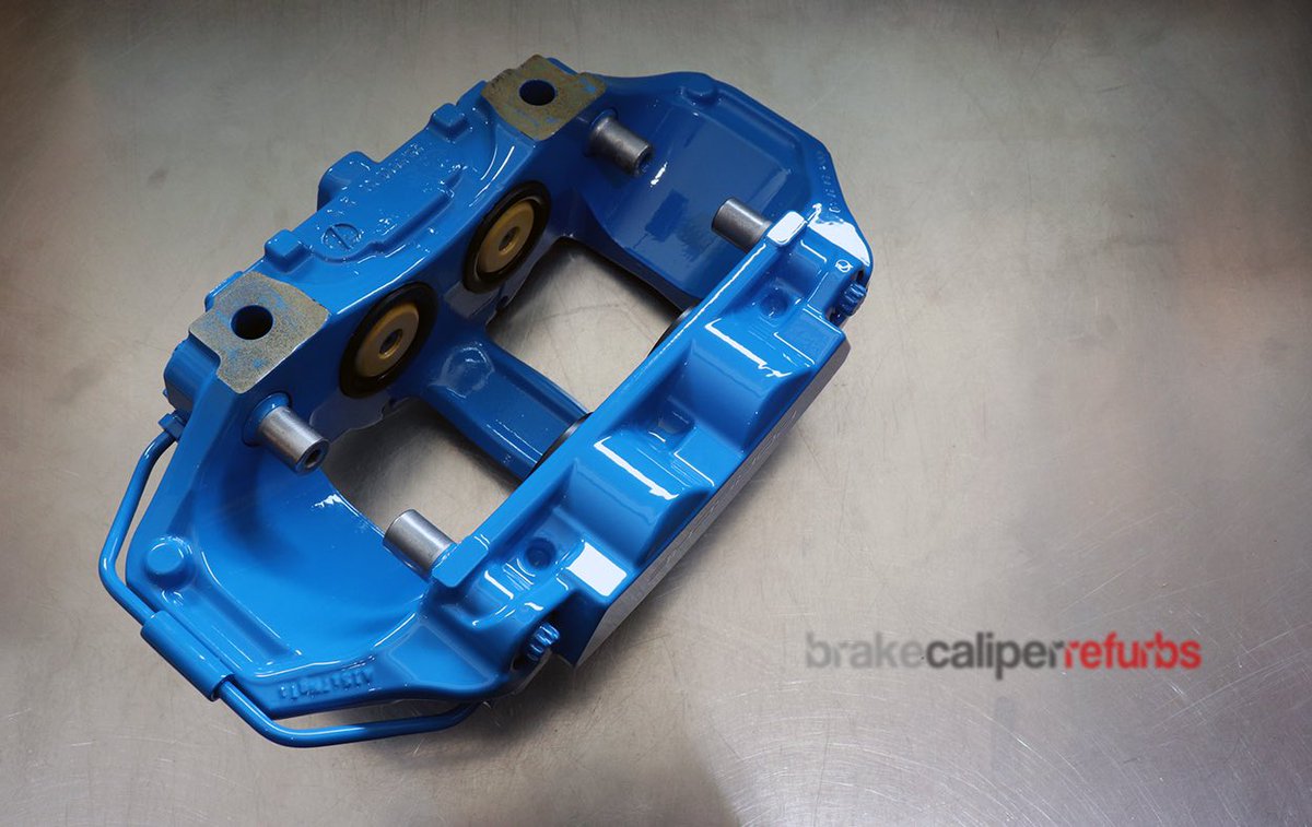 RefurbsCalipers's tweet photo. S H A R K - #porsche #cayman #spyder #cermaic calipers #refurbished / #refinished in Porsche #sharkblue with white details for another amazing @jzmporsche creation. 

#bcr
#caliporn
#calipers
#caliperpainting
#bigbrakes
#caliperservicing
#ceramiccaliper
#porschecalipers https://t.co/9Ky3hcKk7E