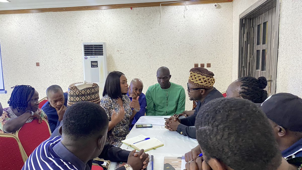 BPP_EKSG's tweet photo. Yesterday @PPDC_ng team paid a courtesy visit team to the Bureau HQ in @ekitistategov office, to discuss ways to improve access to information by utilizing the state Open Contracting Portal. https://t.co/iRbHc3e94X