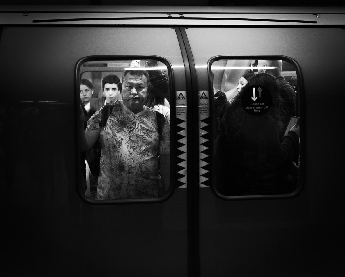 Time to go. 

#london #underground #tube #streetphotography #subway #blackandwhite#streets_storytelling #picture #photograph #ourstreets #monochrome #friendsinbnw #streethunters #dreaminstreets #timeless #SPI_BnW #ourstreets #monochrome #world_bnw #mono #bnw #bw #bnwphotography