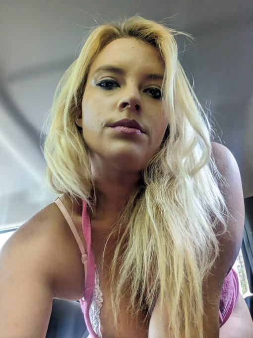 Come be naughty with me on strip https://t.co/ZIRSXvXmsL<a href="/tag/notdrunkbuthavingfun"class="tags"><span>#notdrunkbuthavingfun</span></a>
