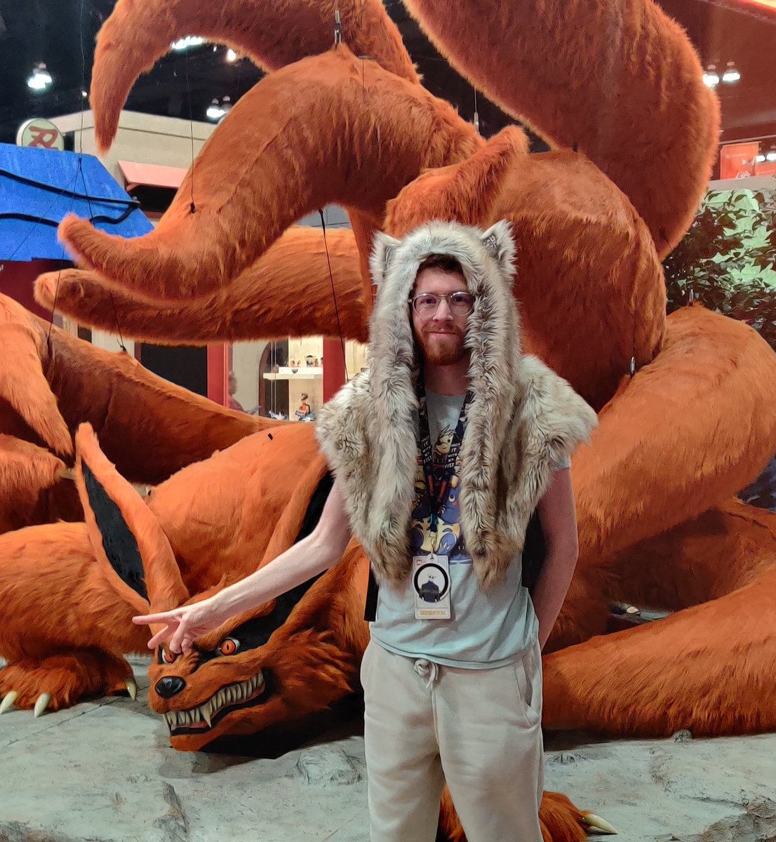 *Slowly dropping pictures from Anime Expo weeks later to make it look like I regularly leave the house*