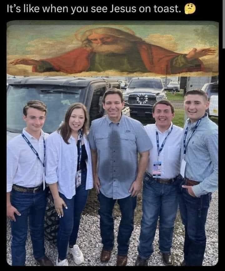 matt577575's tweet photo. @RonDeSantis Losing hearts, minds, jobs, and insurance companies at a breakneck pace-just the man to help prop up the Orange Narcissist!?! https://t.co/ejeMn3V2zB