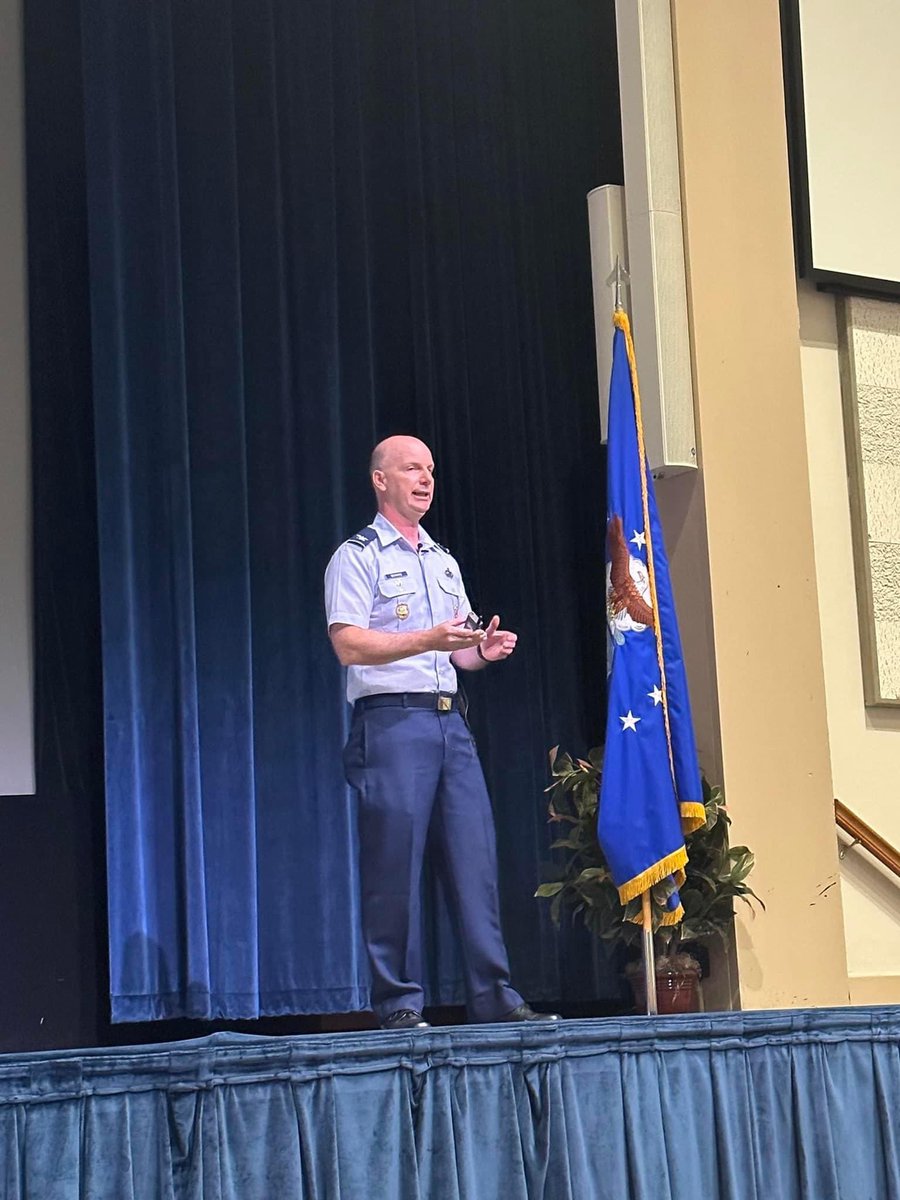 JHSRedDevil43's tweet photo. Jeff High School in the national spotlight this morning in Alabama as Col. Benning received his National Instructor of the Year Award and then we presented on our award winning AFJROTC program!!!🔴⚪️🔴. https://t.co/rk6n6HPwkJ
