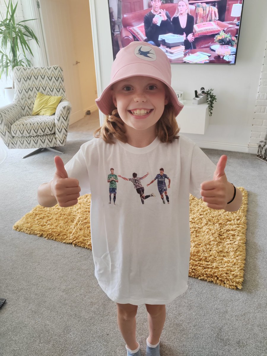 RobGungey's tweet image. Youngest loves her @CardiffCityFC hat and Perry NG t-shirt! Another great @TerraceBadger purchase 💪🏼