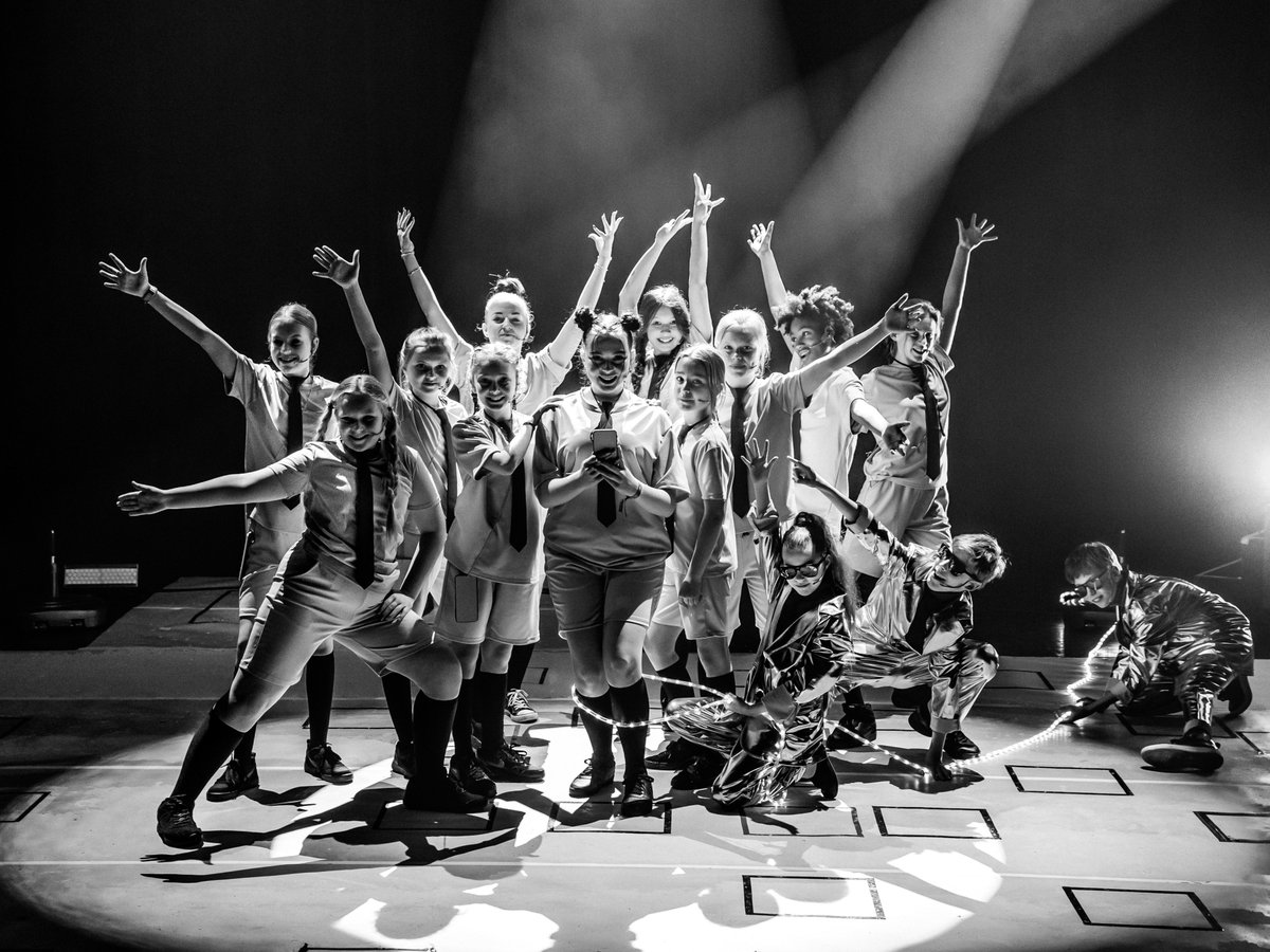 𝗥𝗲𝗴𝗶𝘀𝘀𝗲𝘂𝗿 𝗴𝗲𝘇𝗼𝗰𝗵𝘁 (𝗽𝗲𝗿 𝘀𝗲𝗽𝘁𝗲𝗺𝗯𝗲𝗿)📷
Ben (of ken) jij een musicalregisseur met een passie voor het begeleiden van jong talent? Dan zijn wij op zoek naar jou!
📷 Meer info: Musical.nl/vacatures