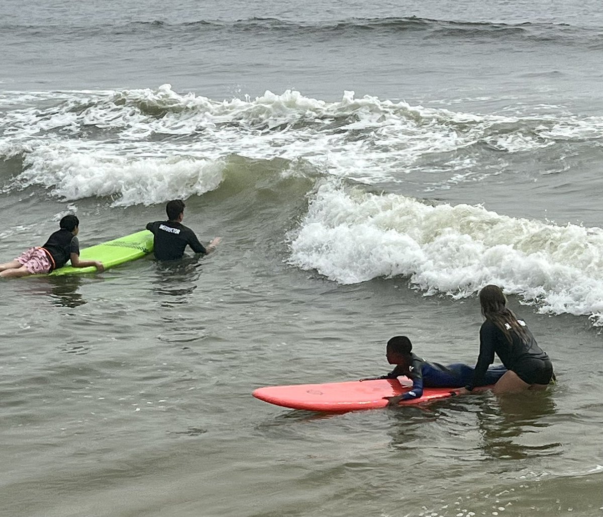 🤙🏽Surf’s up, dude! 🏄‍♀️ Check out these students catchin’ a wave…a GREEN wave, that is! 💚🌊 Big thanks to Summa Love Surf Camp! 🙌🏼🏄‍♂️ <a href="/LB_STEAM/">GLC Summer Camp 2024</a> <a href="/LBpublicschools/">Long Branch Public Schools</a> <a href="/LBSuptRodriguez/">Francisco E. Rodriguez</a> <a href="/lasweet16/">Lauren Sweet</a> <a href="/emuscillo/">Elizabeth Muscillo</a>