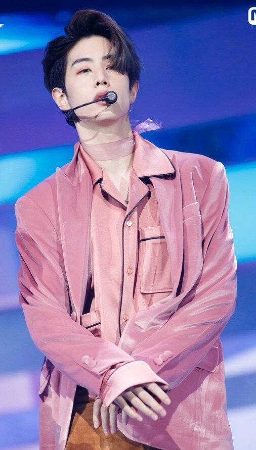 GotMooPrnt's tweet photo. Two tickets for Barbie please
#MARK                      #SOLAR https://t.co/0H1xLcnGz3