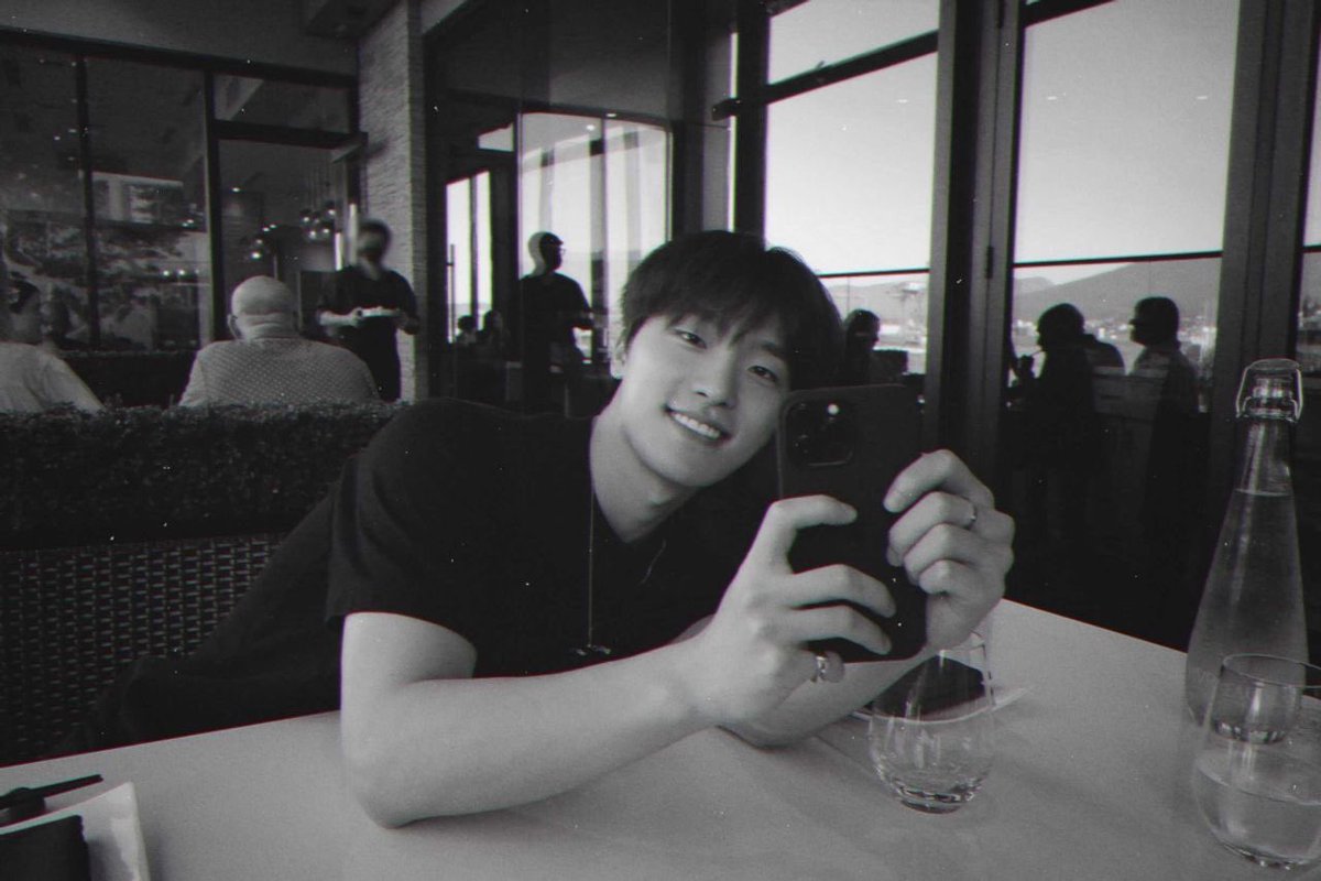 “what are we?”

—a dino four tweets au