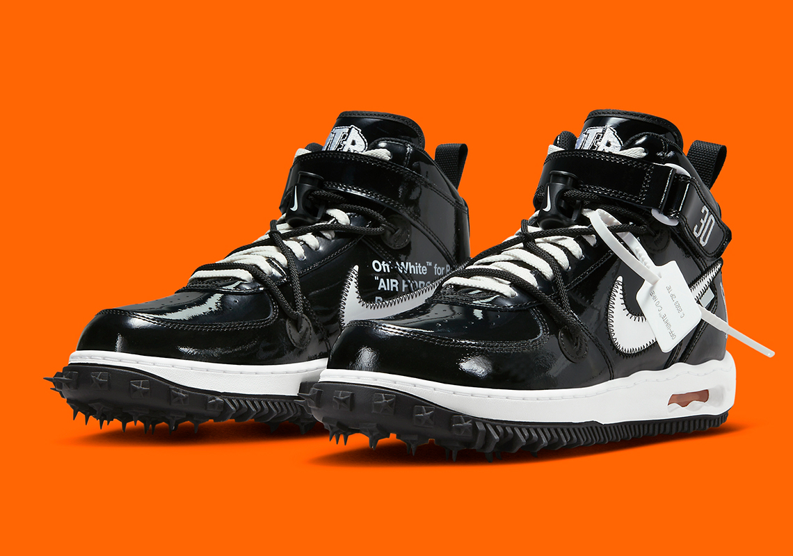SneakerNews's tweet photo. OFFICIAL IMAGES: Off-White x Nike Air Force 1 Mid "Sheed" 🏀 https://t.co/udbZVBE7Pz