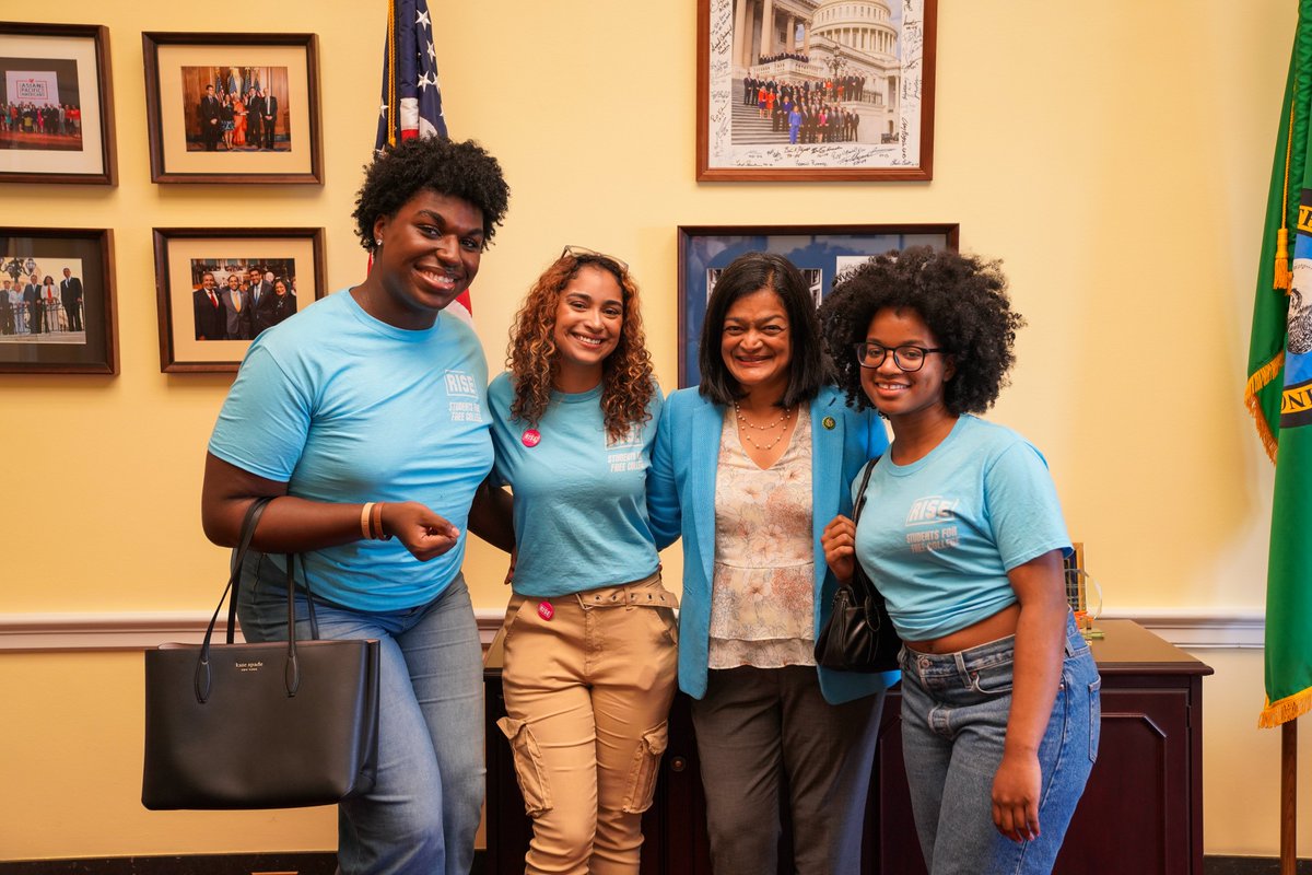 It was so great to meet with student advocates from @RiseFreeOrg yesterday to discuss our country’s need for affordable access to higher education. It’s time to #CancelStudentDebt and implement #CollegeForAll.