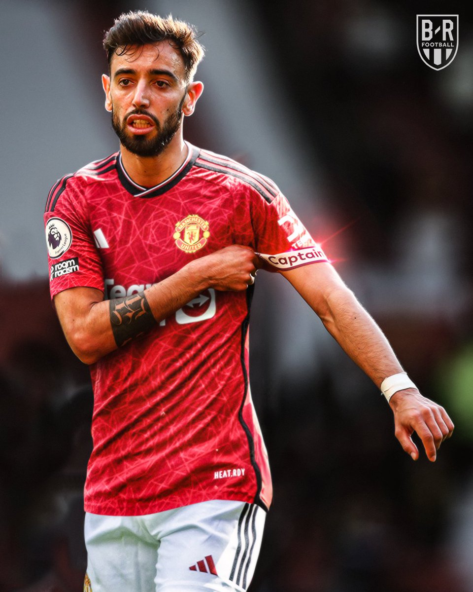 OFFICIAL: Bruno Fernandes is the new captain of Manchester United ©️