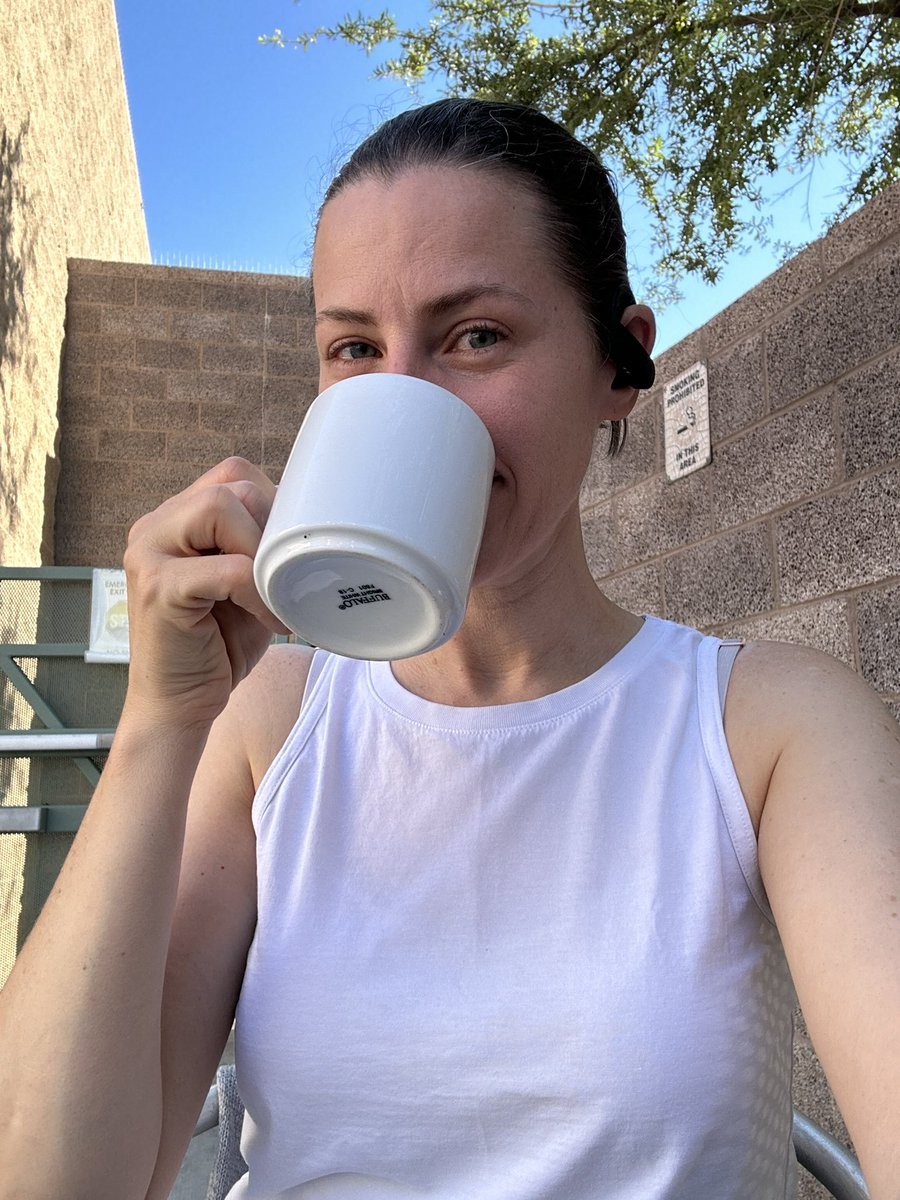 KeshiaSonger's tweet photo. Cup of green tea, fresh air and sunshine. Feeling low so trying to nurture.  Emily’s very tired today.  Prayers for her strength and spirit.  She’s still sleeping as I take this break from the stuffy room. https://t.co/fKkcIExu24