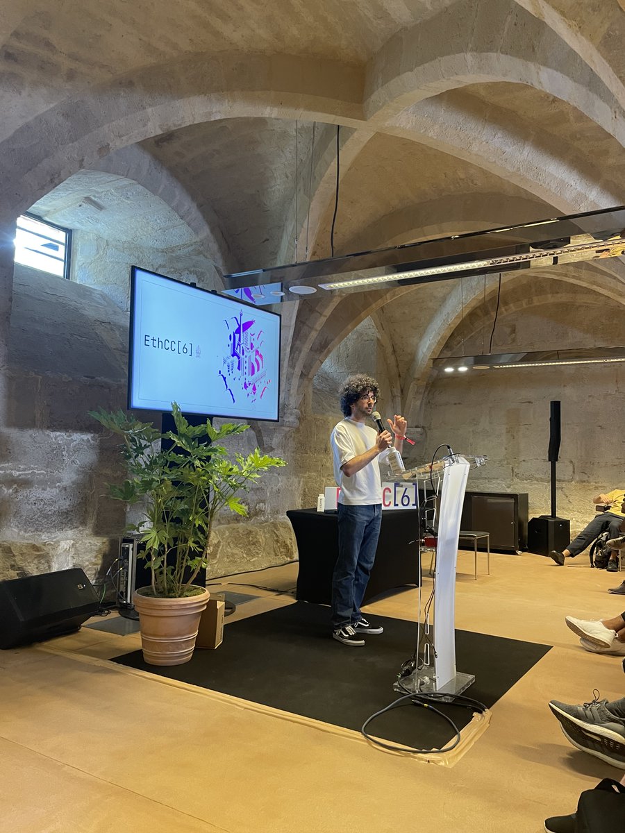 What an incredible show at #EthCC!
The room was packed with amazing crypto enthusiasts 🎉
Big thanks to <a href="/EthCC/">EthCC - Ethereum Community Conference</a> for this opportunity!
Huge gratitude to everyone who came to support <a href="/leofilipetti/">Leo Filipetti</a> 's performance! 🔥
Video soon

#EthCCParis #ETHCC2023 #Ethcc6