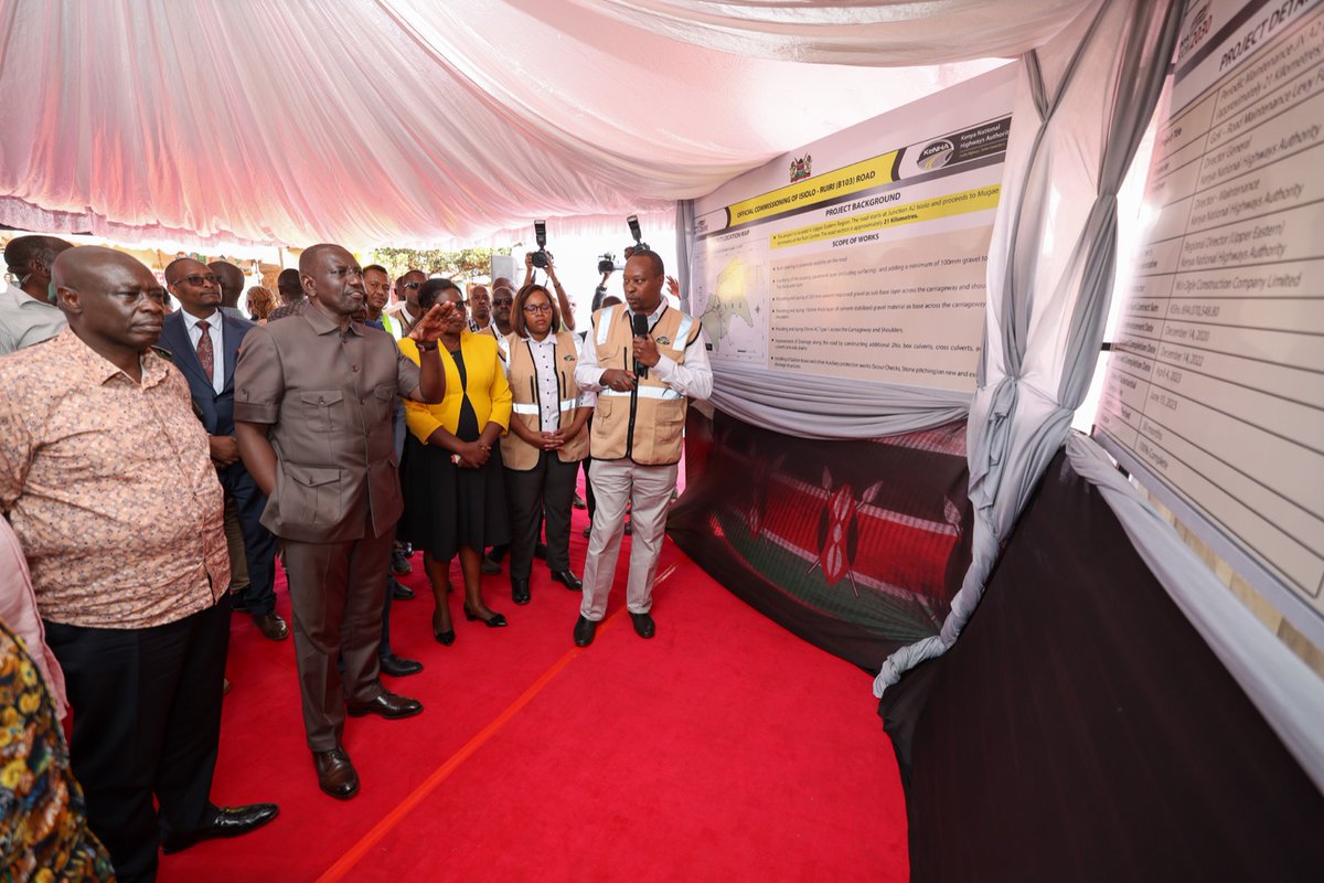WilliamsRuto's tweet photo. We will expand and modernise Isiolo to cater for the growing population in the region. Roads within the town will be upgraded, street lights erected, security enhanced and the sewerage lines fixed. https://t.co/PZhRysQrYT