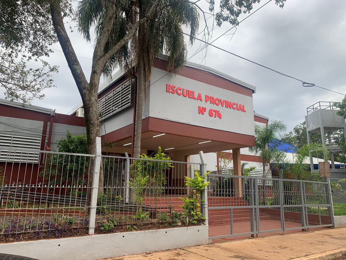noticiasdel6's tweet photo. Están por concluir las obras de refacción y ampliación de la Escuela Nº 674 en la Chacra 32/33 #Iprodha
https://t.co/CMy02Tpa9Q https://t.co/te0G9ny6AS