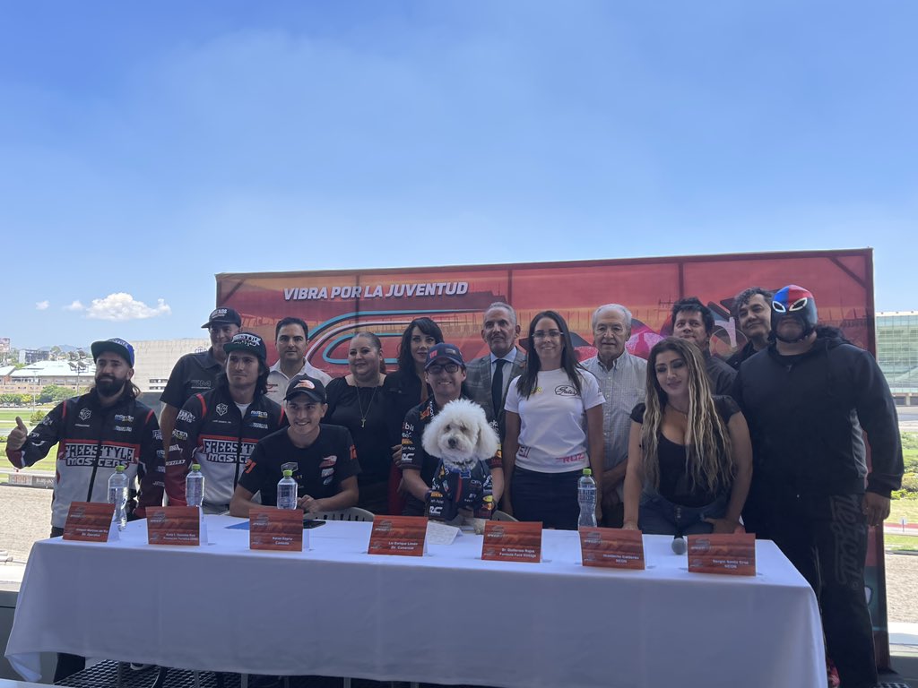 La de Ocho | La Prensa en Línea CDMX tweet media