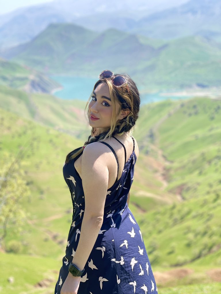 Saghar🍷 tweet media