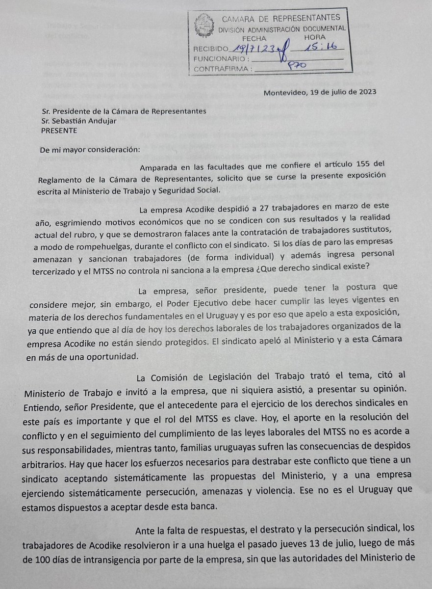 MicaMelgar's tweet photo. Más de 100 días atropello en Acodike.

¿Qué más tiene que hacer @ALFAS1961? Aceptó todas las propuestas del @MTSSuy. Vino al Parlamento a pedir ayuda y hoy hace huelga. 

Le pedimos al @mtss que haga su trabajo de una vez. https://t.co/7Hpfm900RD