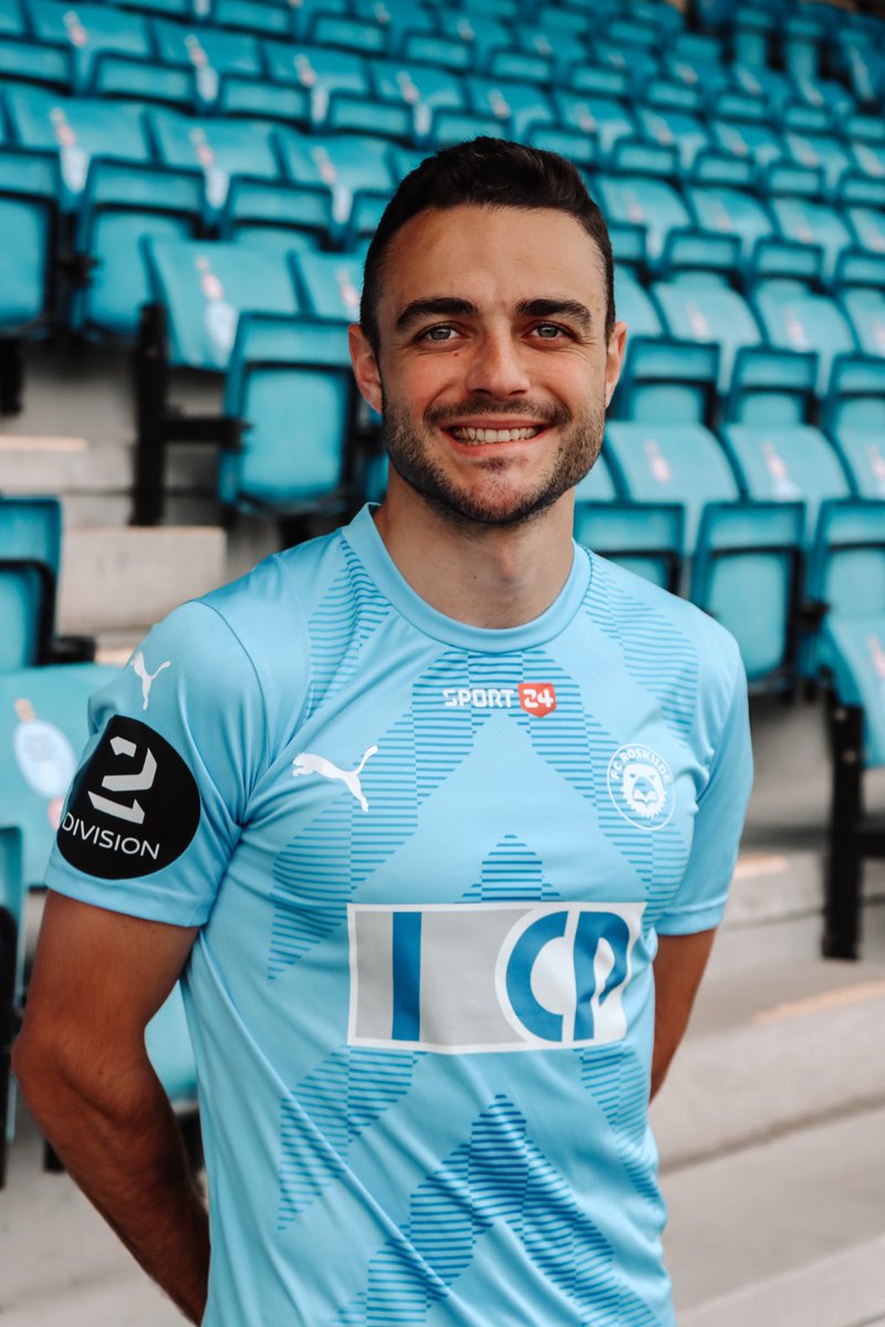 New challenges 🇩🇰⚽️