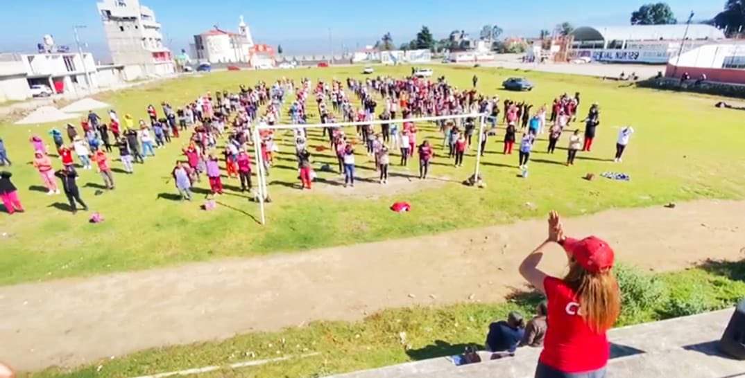 ivetiga's tweet photo. 𝗗𝗘𝗣𝗢𝗥𝗧𝗘 | Continúa con éxito el desarrollo de la Campaña de Activación Física 2023, en la que se han realizado más de 150  actividades recreativas y deportivas para el beneficio de alrededor de 10 mil #mexiquenses. https://t.co/dDBmjJFAo7