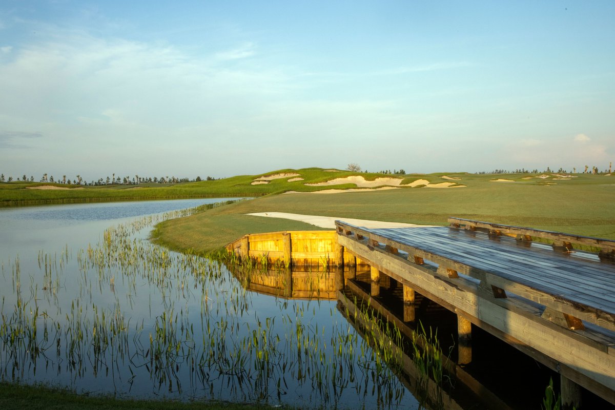 StevePike9's tweet image. Preview pic of the highly-anticipated @panthernationa1  a Jack Nicklaus/Justin Thomas design opening later this year in Palm Beach Gardens, FL.
@firepitstories @LinksNation @GolfNewsNet @DoerflerJared #panthernational #jacknicklaus #justinthomas #spikeongolfandtravel #golf