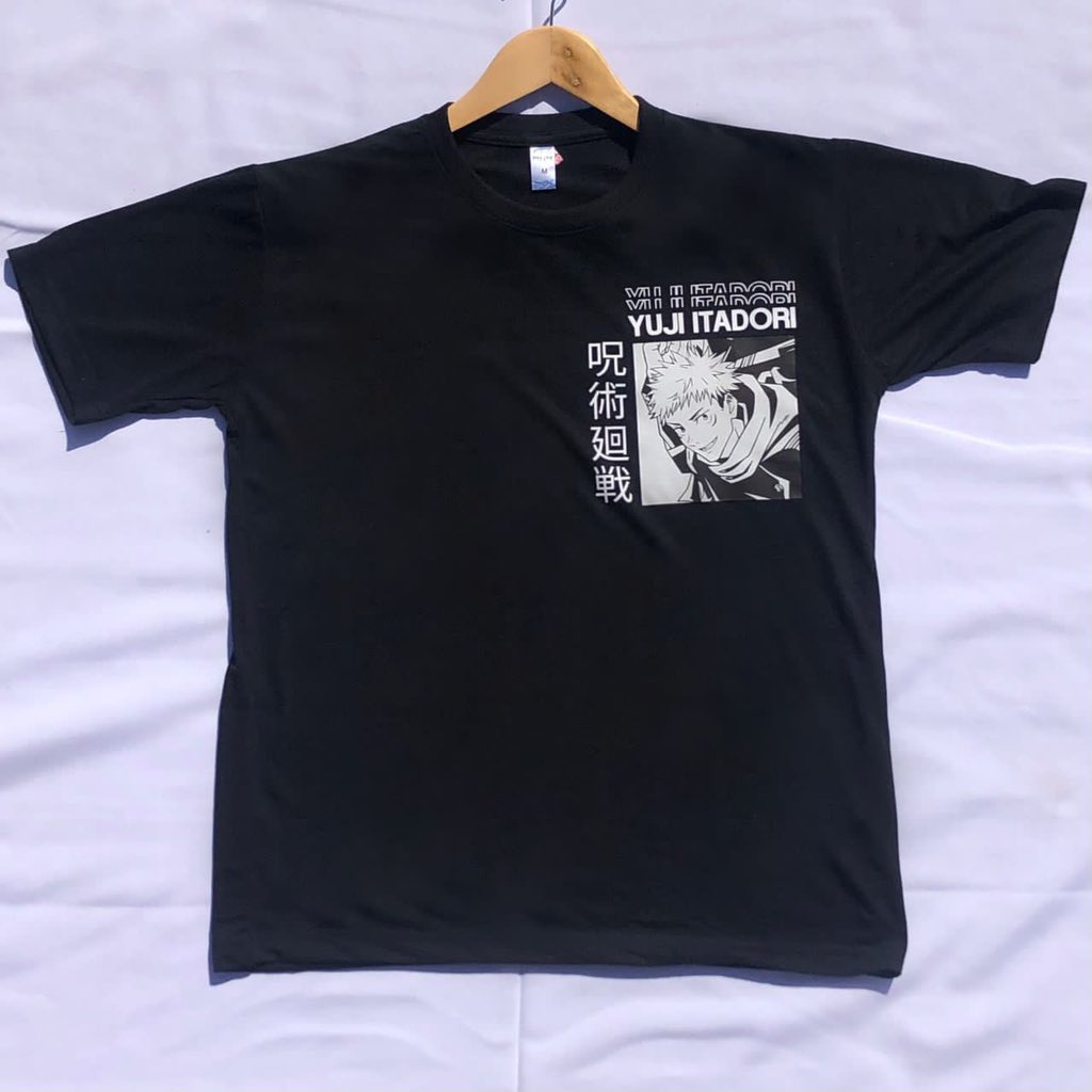 natphiri's tweet photo. Finally launched my apparel business that I’ve been planning for a while🥹. These tees are going at k140 each . They aren’t thrifted🫶🏾. If you’re interested WhatsApp 0773840930 https://t.co/Q08WaMSZuR